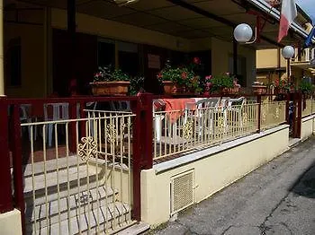 ريتشوني Hotel Estoril 0*, ريتشيوني