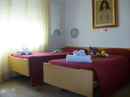 ريتشوني Hotel Estoril  ريتشيوني